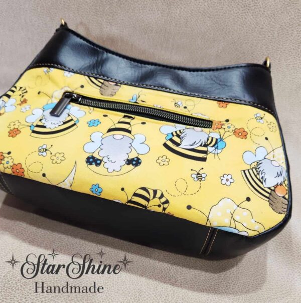 Adorable Gnome Bee Raelyn Bag