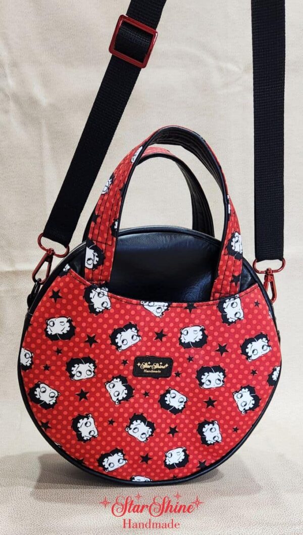 Betty Boop and Stars Circle Handbag