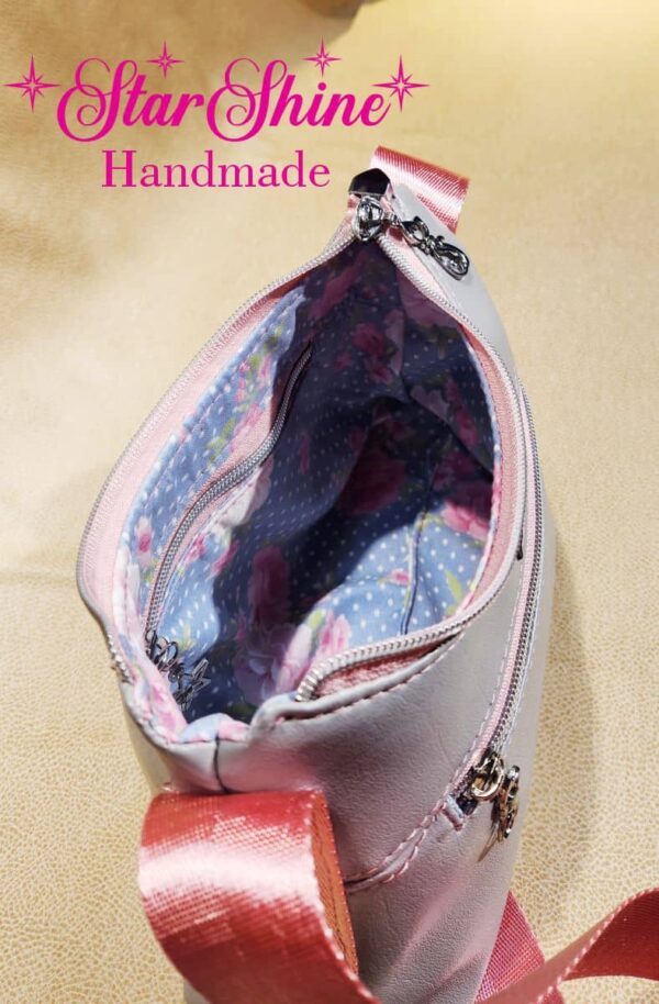 Magic Black Cat and Pink Roses Shoulder Bag