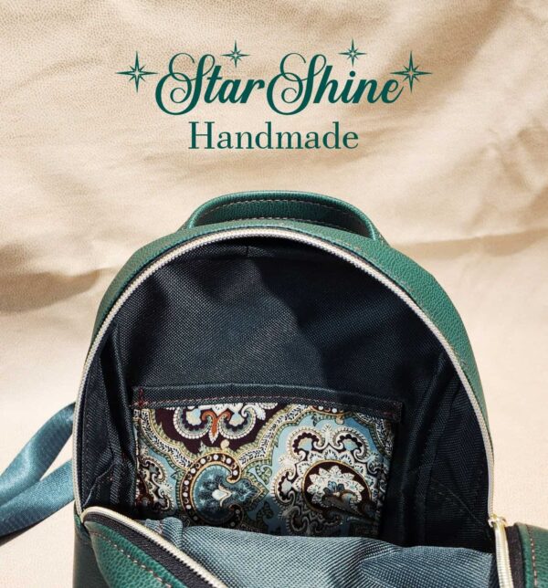 Emerald Green and Metallic Gold Paisley Sling/Crossbody Bag. Interior View.