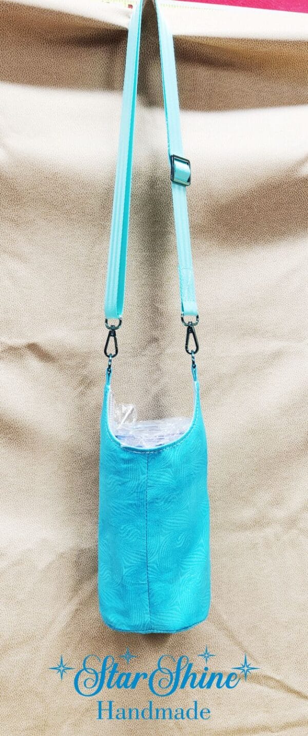 Full rear view of Aqua Daisy H202Go Bag.