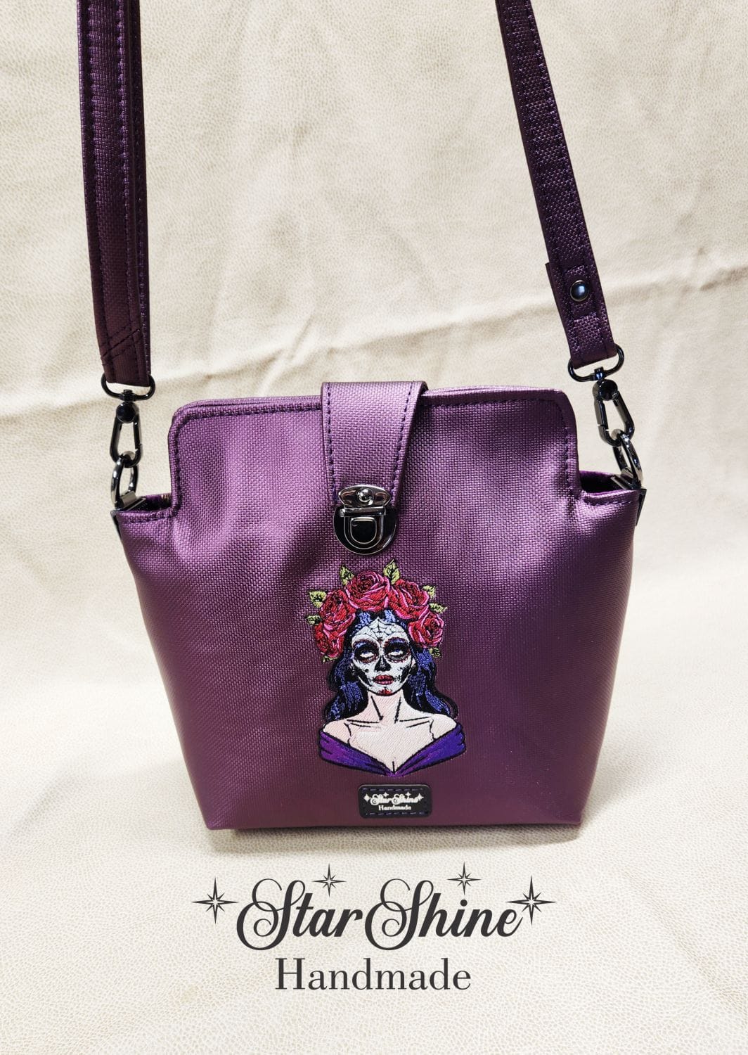 Sangria Los Muertos Crossbody. Front View.