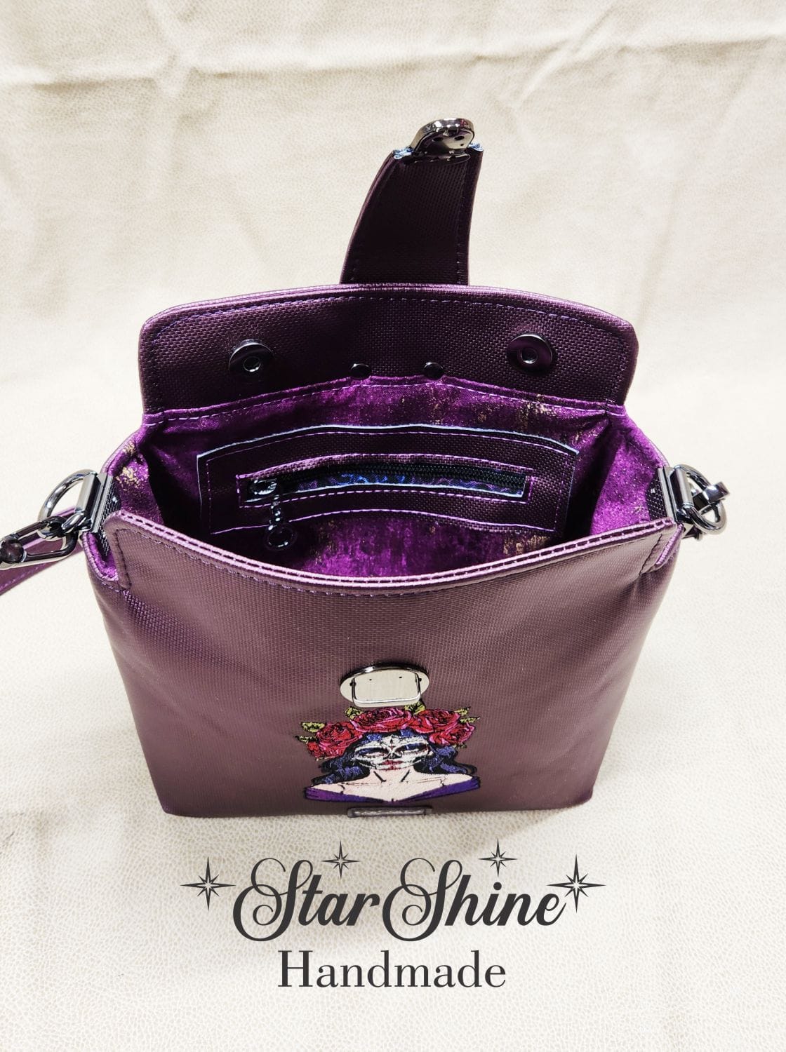 Sangria Los Muertos Crossbody. View showing credit card slots in interior.