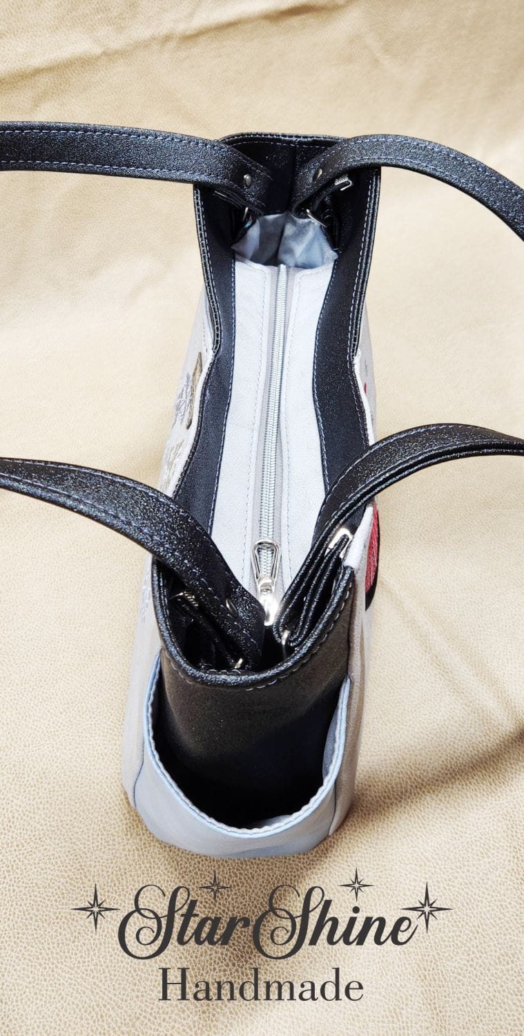 Sparkling Vintage Themed Winter Wonderland. Top View Showing Zipper.