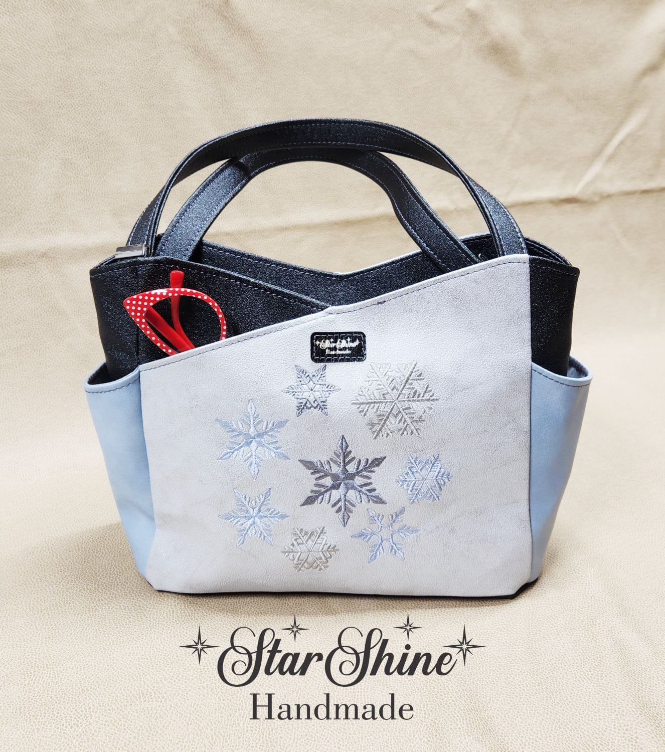 Sparkling Vintage Themed Winter Wonderland. Rear View Showing Glasses Pocket.