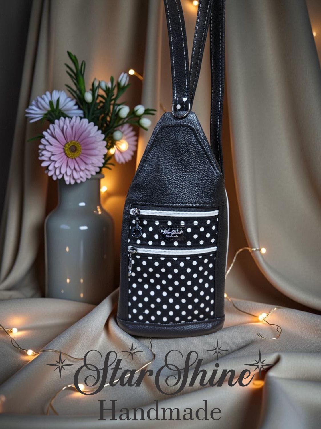 Black and White Polka Dot Fielder. Front View.